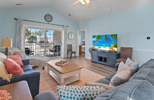 Central Myrtle Beach House | Top Floor 3 Bedroom Condo- Incredible Views of The Golf Course! Magnolia Pointe 301