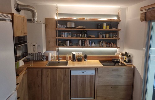 Les Beaux-Arts Apartment | Top floor apartment with pool in a city center park near the Corum