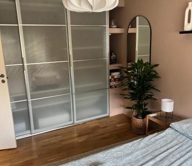 Bergenhus Apartment | Top floor apartment with mountain view, terrace 22sqm, free parking