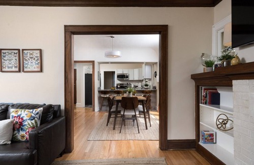 Shorewood House | Top Floor Home w/Parking Spot