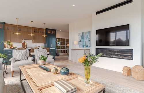 Portland Condo | TOP-FLOOR PENTHOUSE at Hobson's Landing. Sweeping views of Portland's Harbor.