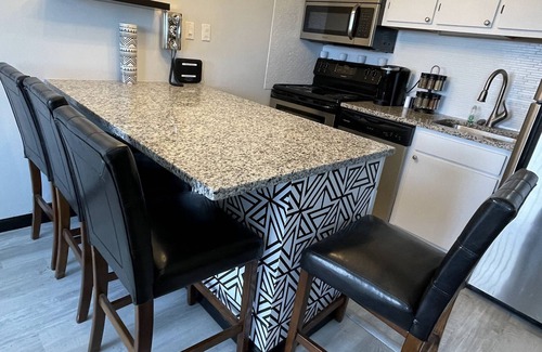 Snowshoe Condo | Top floor Ski-in/Ski-out 1 br at Snowshoe Mountain Lodge w/NEW private balcony!