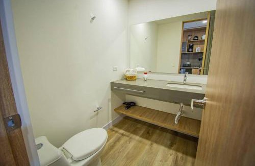 La Aguacatala Apartment | TOP FLOOR Studio Poblado, A/C, Coworking, gym 1416
