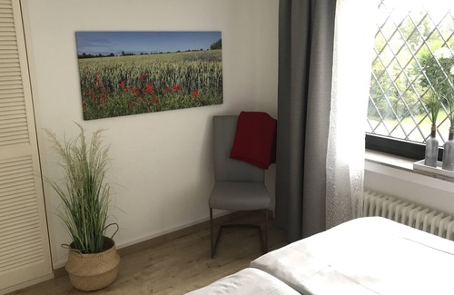 Nideggen Apartment | Top holiday apartment with a view of the castle
