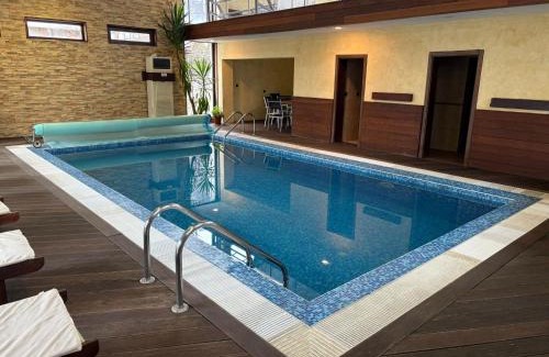 Kvartal Noviya Grad Apartment | Top location ski-in ski-out and Swimming Pool