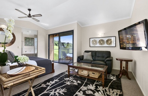 Bald Knob Bed & Breakfast | Top of The Hill