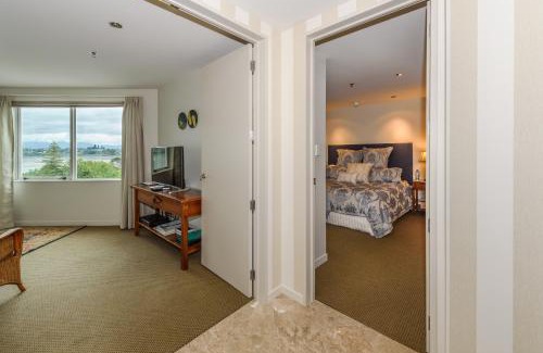 Tauranga Bed & Breakfast | Top Of The Town Bed & Breakfast