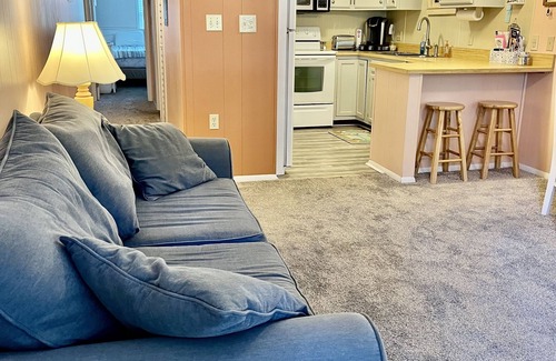 Ocean City Condo | Top Rated 1st Floor Ocean Block Condo Just Steps To The Beach!