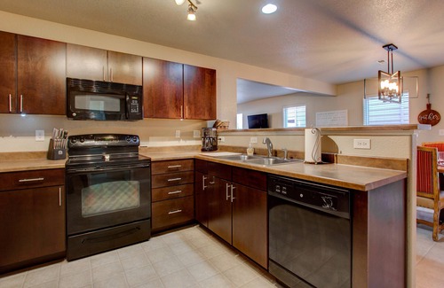 Southeast Colorado Springs House | Top-Rated for Families – Park, Toys, Game Room, Garage, A/C + Comfy Movie Loft