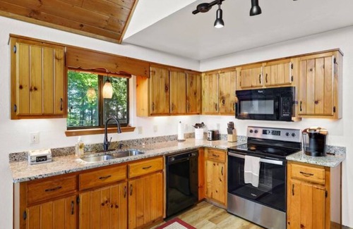 Murphy Cabin | Top Rated Mountain Escape - Ultimate Relaxation & Scenic View