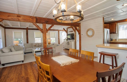 West Tisbury House | Top-Rated Vineyard Retreat: Hot Tub + Private Lambert’s Cove Beach Access!