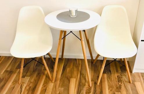 Homburg Apartment | Top renoviertes Apartement in bester Lage von Homburg- 5 Fußminuten zur Uniklinik