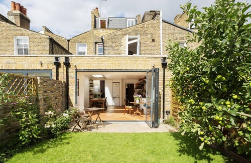Clissold House | Top Townhouse, by Veeve