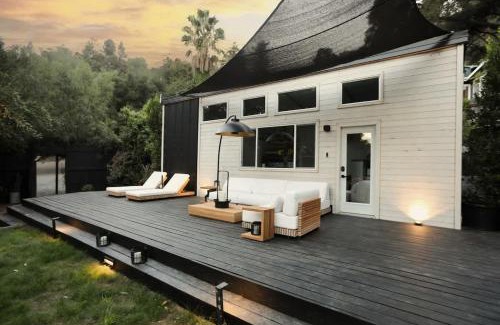 Fernwood House | Topanga Canyon Oasis by Colby & Conrad