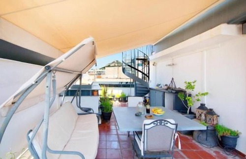 Athens City Centre Apartment | Topfloor stylish apartment with Acropolis view!