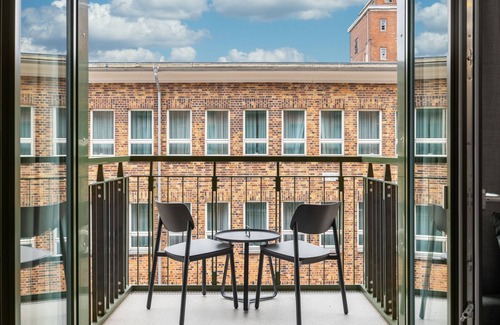 Wismar Apartment | Topmodernes 2-zimmer Apartment mit Balkon und Wlan in Erstklassiger Hafenlage