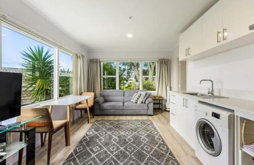 Torbay Apartment | Torbay 1BR Bolthole - WiFi - Seaviews