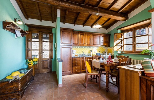 San Martino in Freddana Apartment | Torcigliano: Apartment/flat - Torcigliano