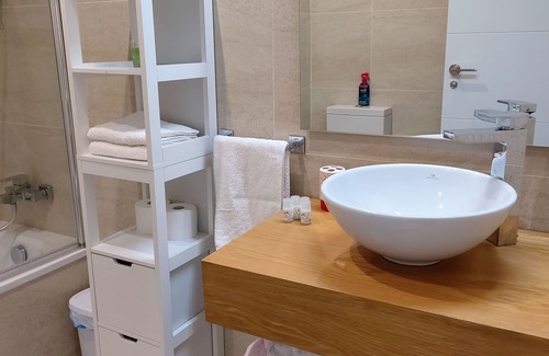 Cadiz Apartment | Torre Dárenas, Victoria beach, swimming pool, gymnasium and parking lot