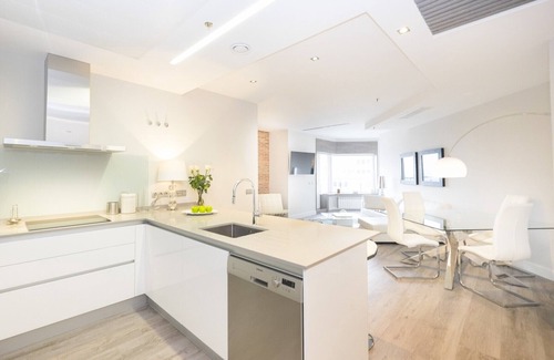 Moncloa - Arguelles Apartment | Torre de Madrid Executive - MADFlats Collection