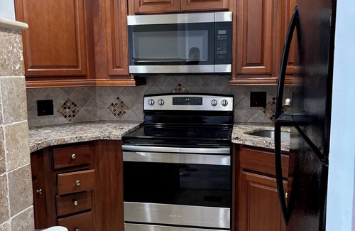 Barrier Island Apartment | Tortuga festival special 1Bedroom Suite,CityView Ft Lauderdale&Two QueenBeds