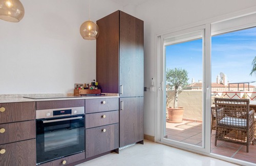 New Golden Mile Apartment | Toscana Hills Penthouse - 3 bed with views!