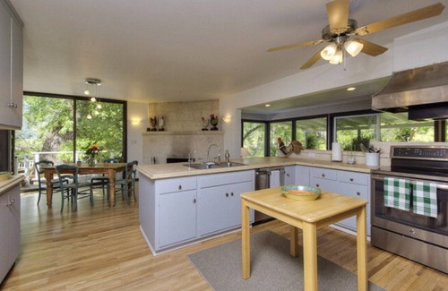 Calistoga House | Total Privacy only 5 minutes from Calistoga
