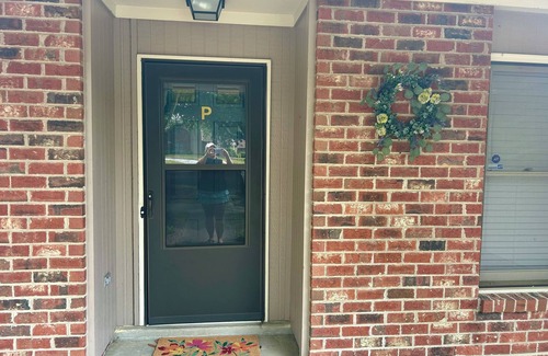 Greenville House | Totally Renovated Greenville Townhome - Pirate Fans & Monthly Renters Welcome!