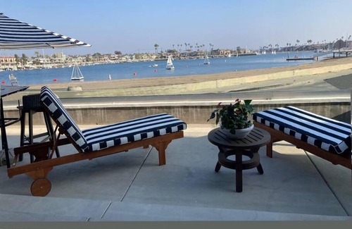 Belmont Shore Apartment | Touch of Heaven