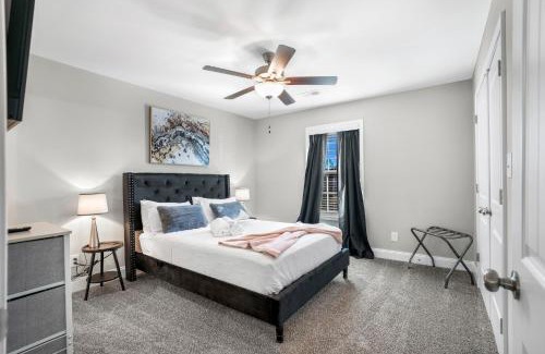 Clarksville House | Touch Of Jazz-workspace 300mbps Wifi