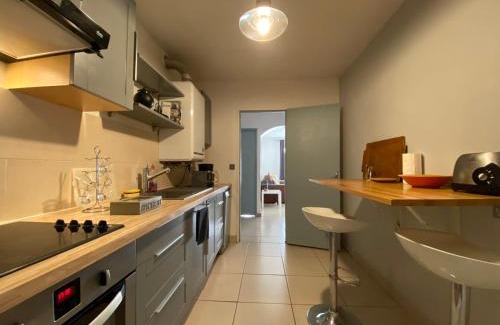 Le Mourillon Apartment | ToulonHost - Le Litardi - Superbe T2 - 2 pas des plages - Clim - Fibre