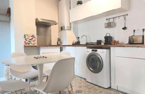 Cote Pavee Apartment | Toulouse grand T2 climatisé Proche Place Dupuy