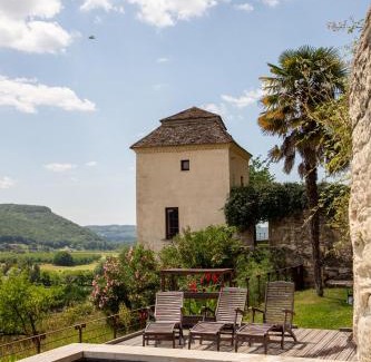 Beynac-et-Cazenac House | Tour Pissarro