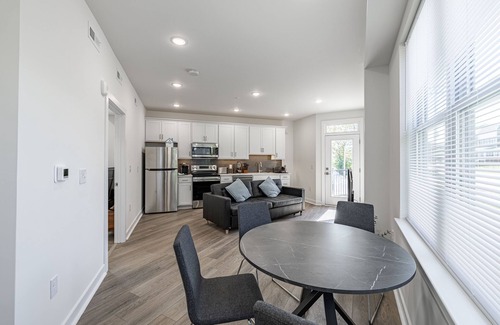 Church Hill Apartment | Tourist Home of Richmond 1 Bedroom Apartment - Church Hill North TH01