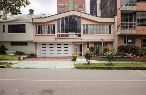 Campin House | TOURISTIC HOUSE 204/4-SU HOGAR LEJOS DE CASA
