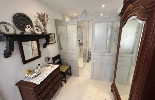 Quillan House | Tout Le Monde