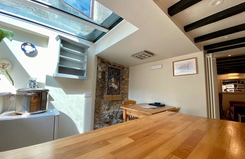 Bonsall Cottage | T’owd Man’s is a gorgeous cottage lovingly transformed into a bijou retreat.