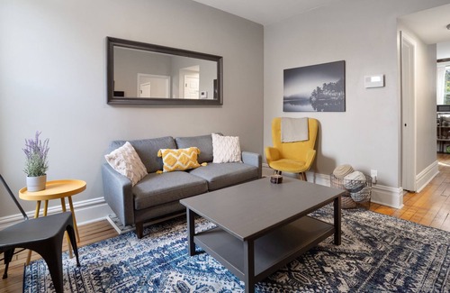 Tower Grove East House | Tower Grove Bungalow Sleeps 5 south city Getaway By StayStLouis