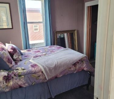 Niagara Falls Apartment | Tower of Little Italy