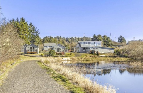 Grayland House | Towhee Cottage