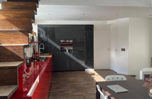 Hopital Saint-Louis Apartment | Town house at Canal Saint-Martin 150 sqm - 4 bedrooms - Unique - Backyardnn