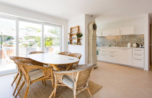 Soller Villa | Town house with pool near the beach – Casa Viktoria