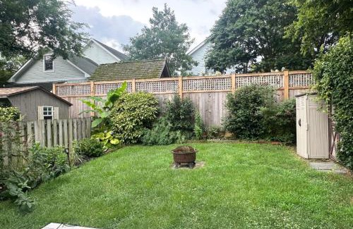 Historic District House | Town of Lewes - 138 Washington Ave, Unit B