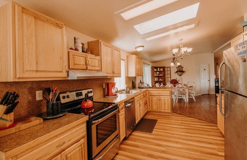 Port Angeles House | Towne & Country Living: Agnew Mountain View