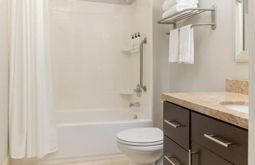 Monrovia Hotel | TownePlace Suites by Marriott Monrovia