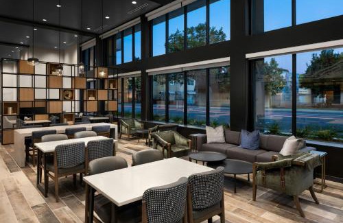 Auzerais - Josefa Hotel | TownePlace Suites by Marriott San Jose Downtown