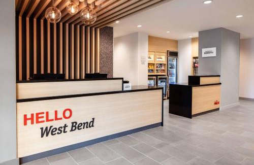 West Bend Hotel | TownePlace Suites By Marriott Milwaukee West Bend