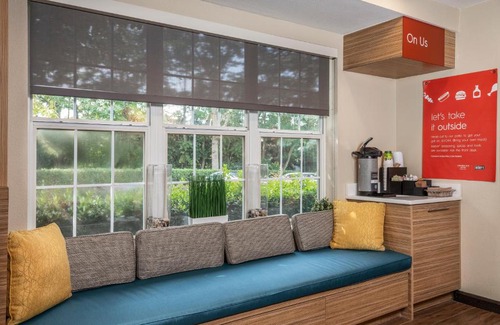 Arrowood Hotel | TownePlace Suites by Marriott Charlotte Arrowood