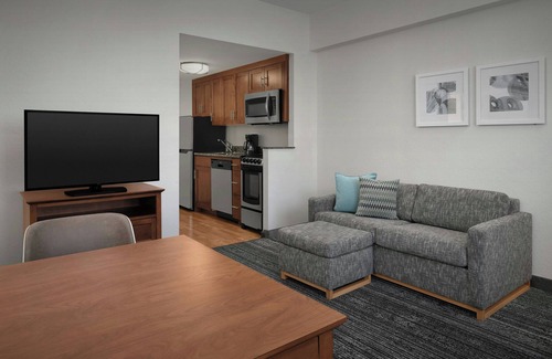 Norfolk - Virginia Beach Hotel | TownePlace Suites by Marriott Suffolk Chesapeake