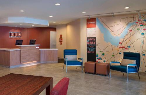 Ottawa Division Hotel | TownePlace Suites by Marriott Ottawa Kanata
